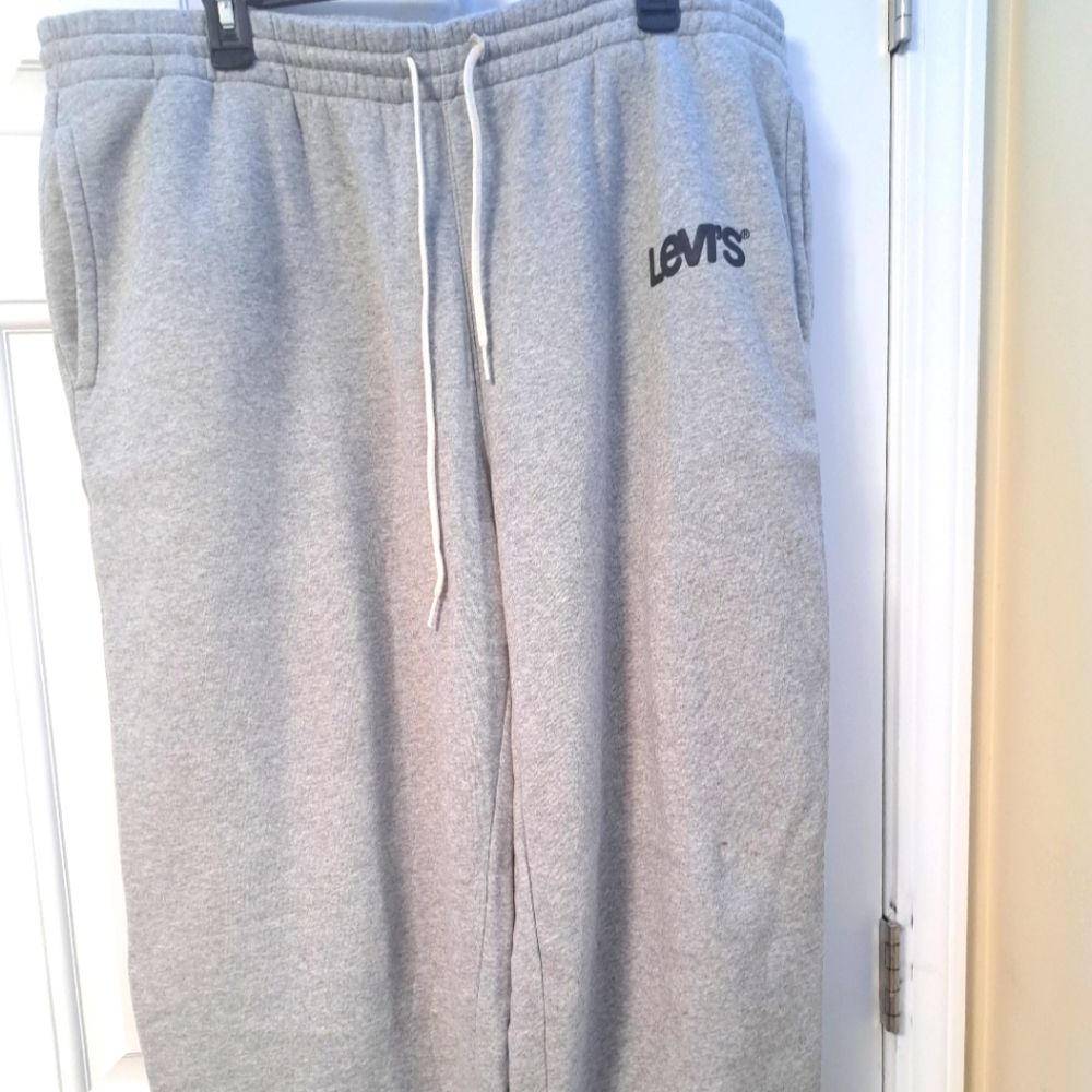 Levi's Joggers